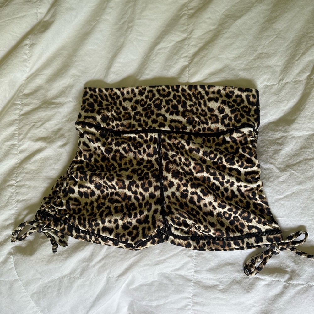 Zyia Active Cheetah Brilliant Double Scrunchy Hustle
Shorts